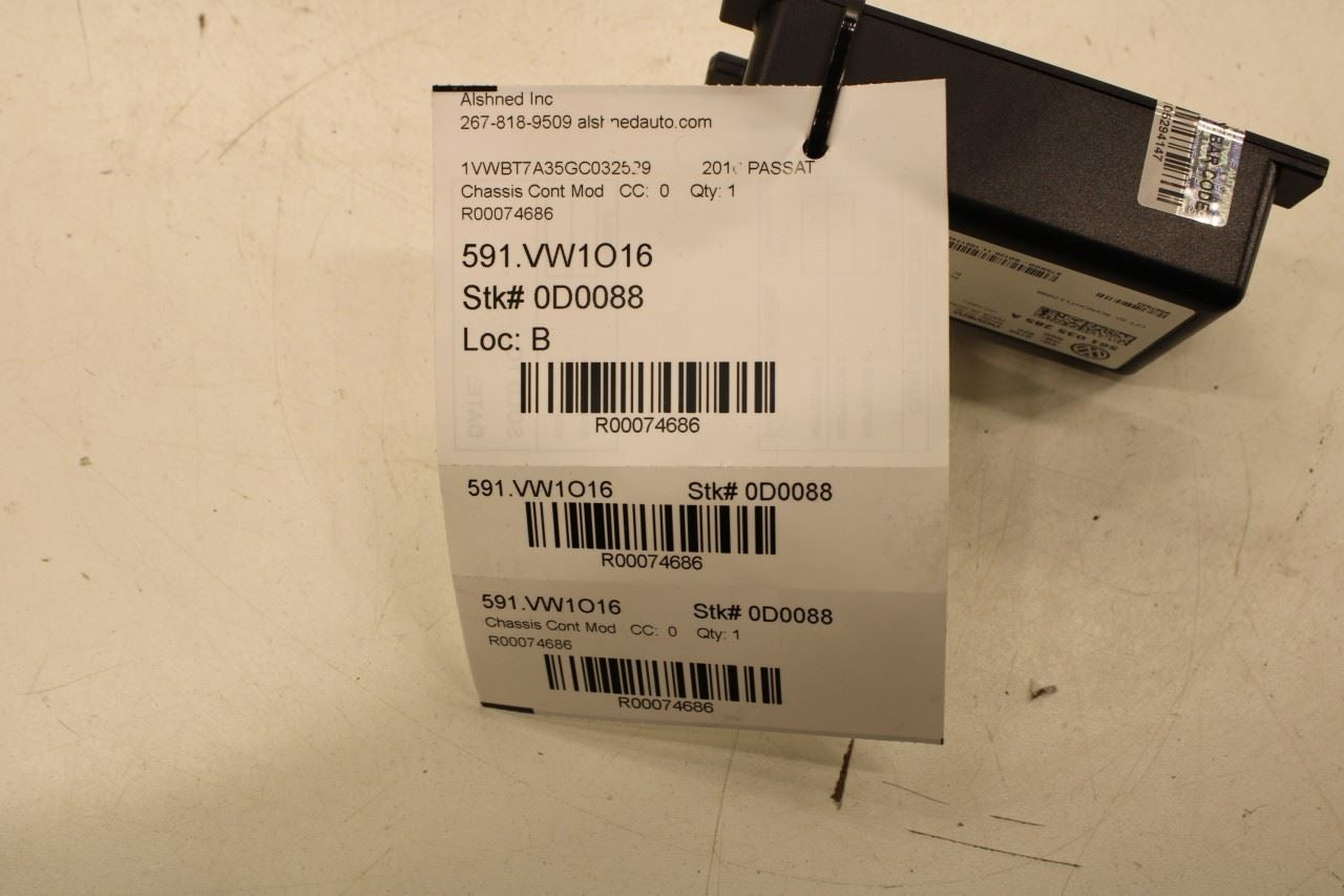 2016-2018 Volkswagen Passat SE GPS Navigation Control Module 561-035-285-A OEM - Alshned Auto Parts