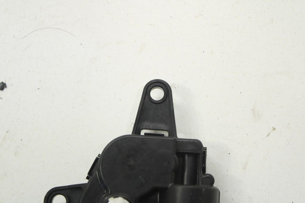 2016-2020 Kia Sorento LX HVAC Blend Door Actuator Motor EA1F0-NE9AA03 OEM - Alshned Auto Parts