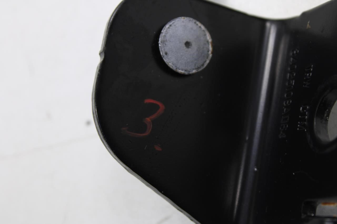 2010-15 BMW 750i xDrive Rear RH and LH Side Center Seat Belt Buckle 72117220858 - Alshned Auto Parts