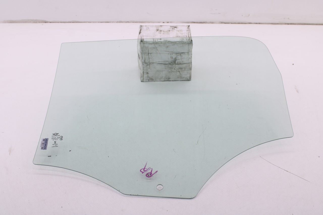 2010-2016 Mini Countryman Cooper S Rear Right Door Window Movable Glass 98006387