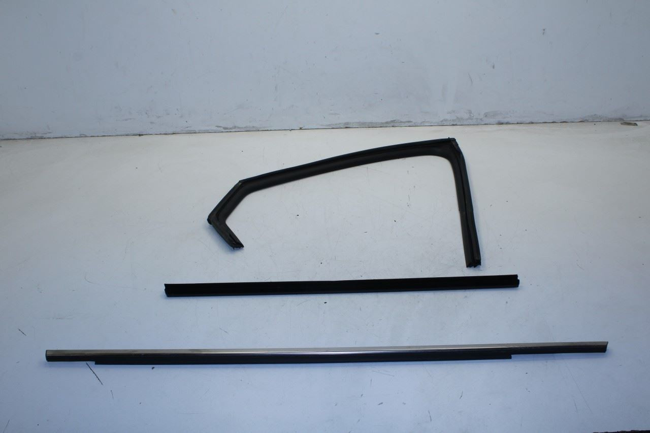 2021-2023 Hyundai Elantra SEL Rear Right Door Run Channel w/ Belt Weatherstrips - Alshned Auto Parts