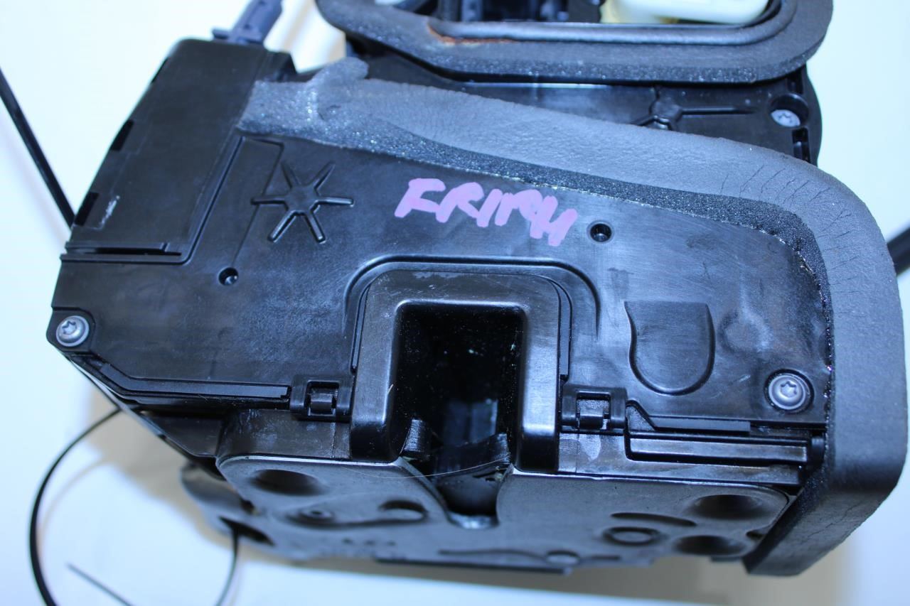 2017-2023 GMC Acadia SLT-1 Front Right Door Lock Latch Actuator 13546496 OEM - Alshned Auto Parts