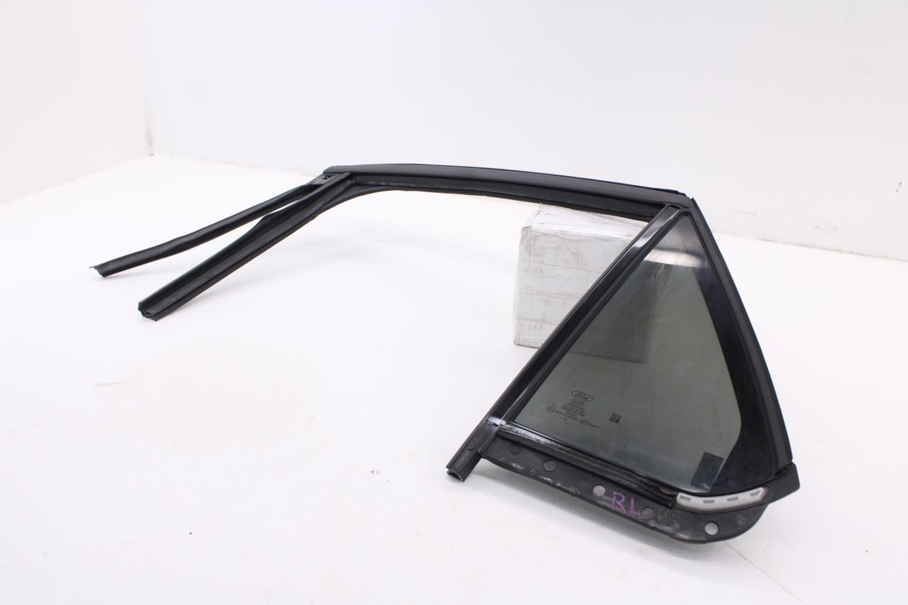 20-26 Ford Explorer Interceptor Rear Left Door Run Channel w/ Belt Weatherstrip4