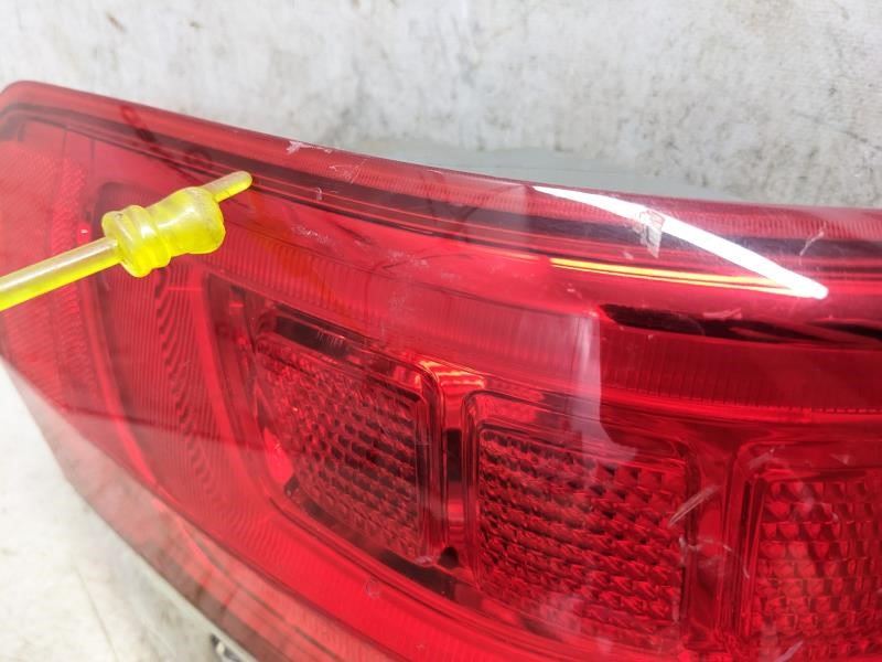 2016-2018 Jeep Grand Cherokee RR Left Driver Side Tail Light Lamp 68110017AE OEM - Alshned Auto Parts