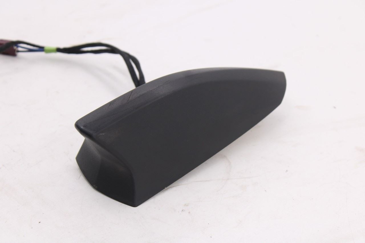 18-24 Chevrolet Equinox Roof Exterior Shark Fin High Frequency Antenna 841309794