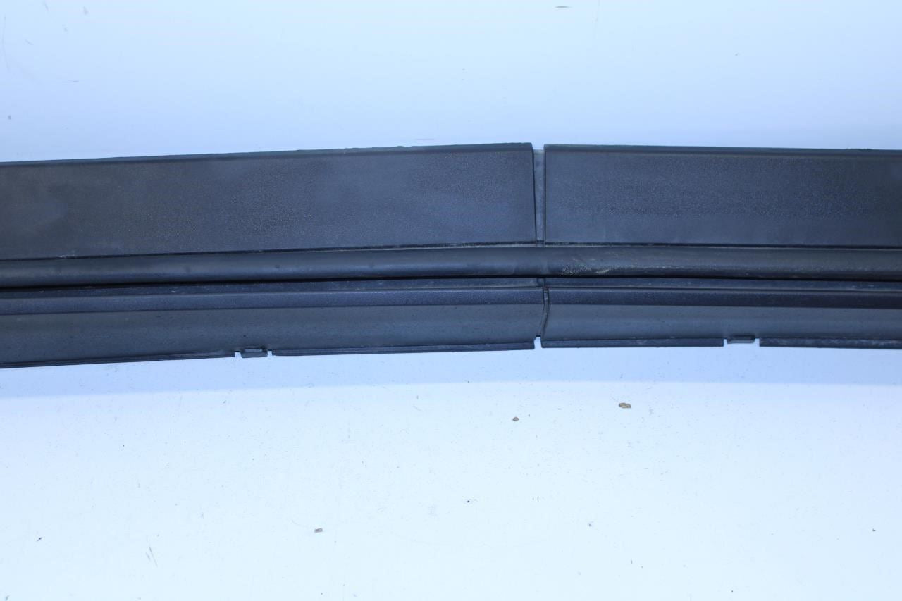 18-2024 Chevrolet Equinox LT Left Rocker Skirt Panel Guard Molding 84713653 OEM - Alshned Auto Parts