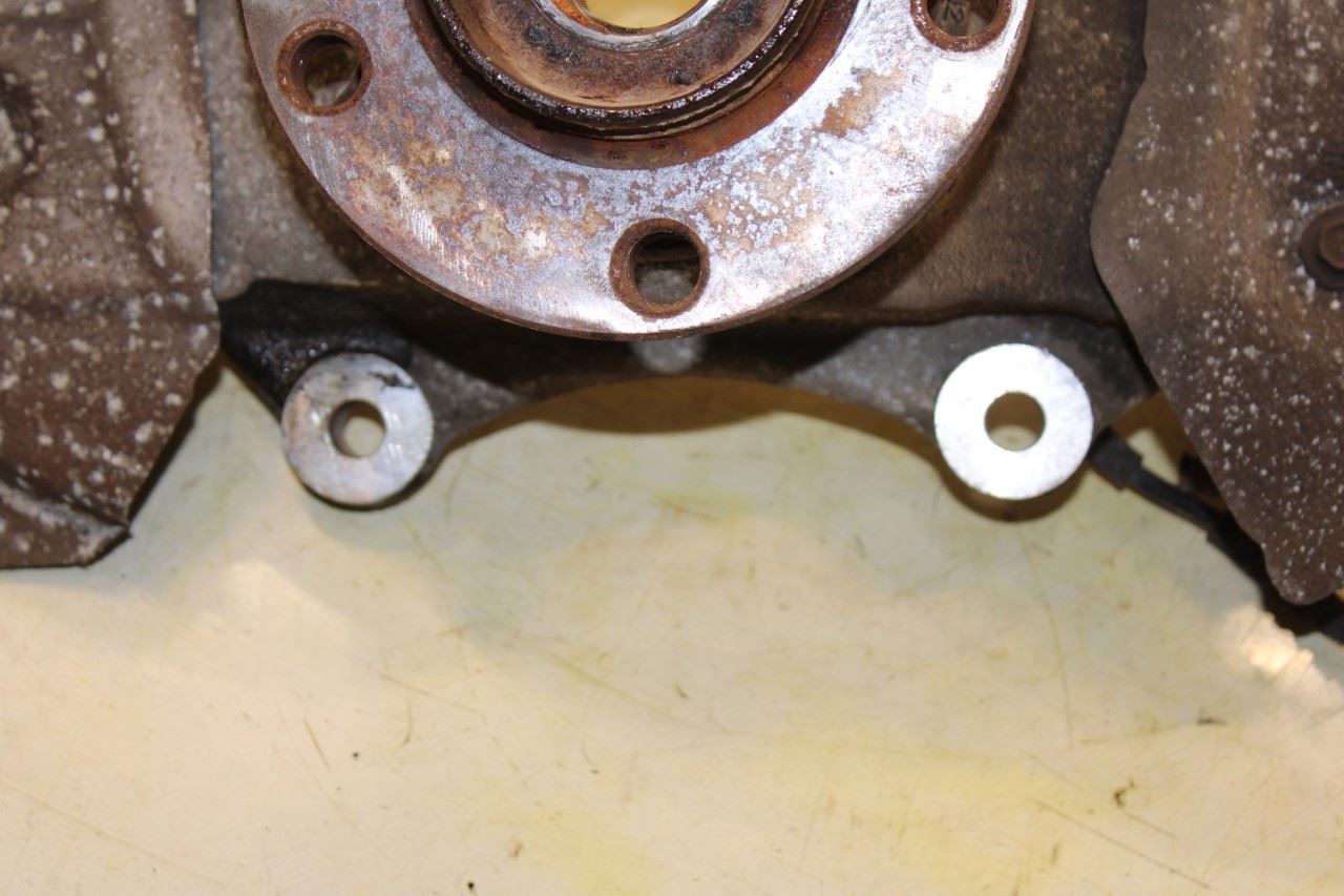 2010-15 BMW 750Li xDrive Front Left Driver Side Spindle Knuckle Hub 31216777749 - Alshned Auto Parts