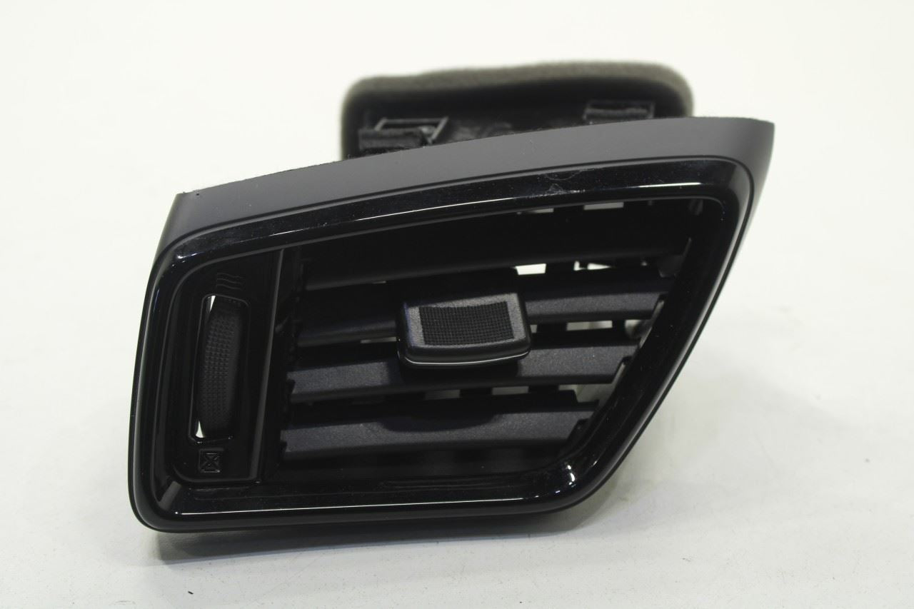 21-22 Nissan Rogue Sport SL AWD Front RH and LH Dash Outer Air Vent 68760-6MG0A - Alshned Auto Parts