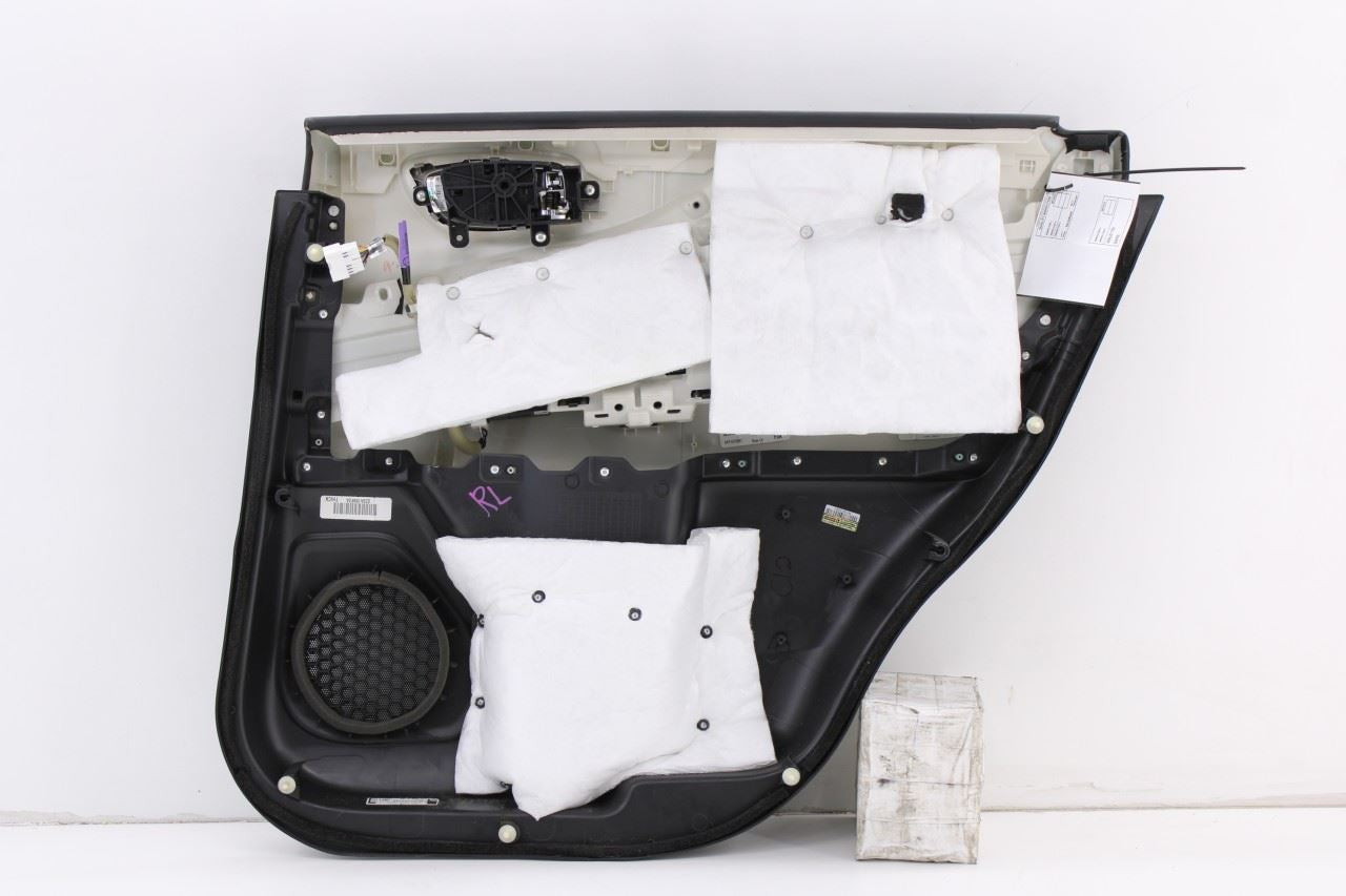 16-20 Infiniti QX60 Rear Left Driver Side Door Trim Panel 829A1-9NF0A OEM *ReaD*14