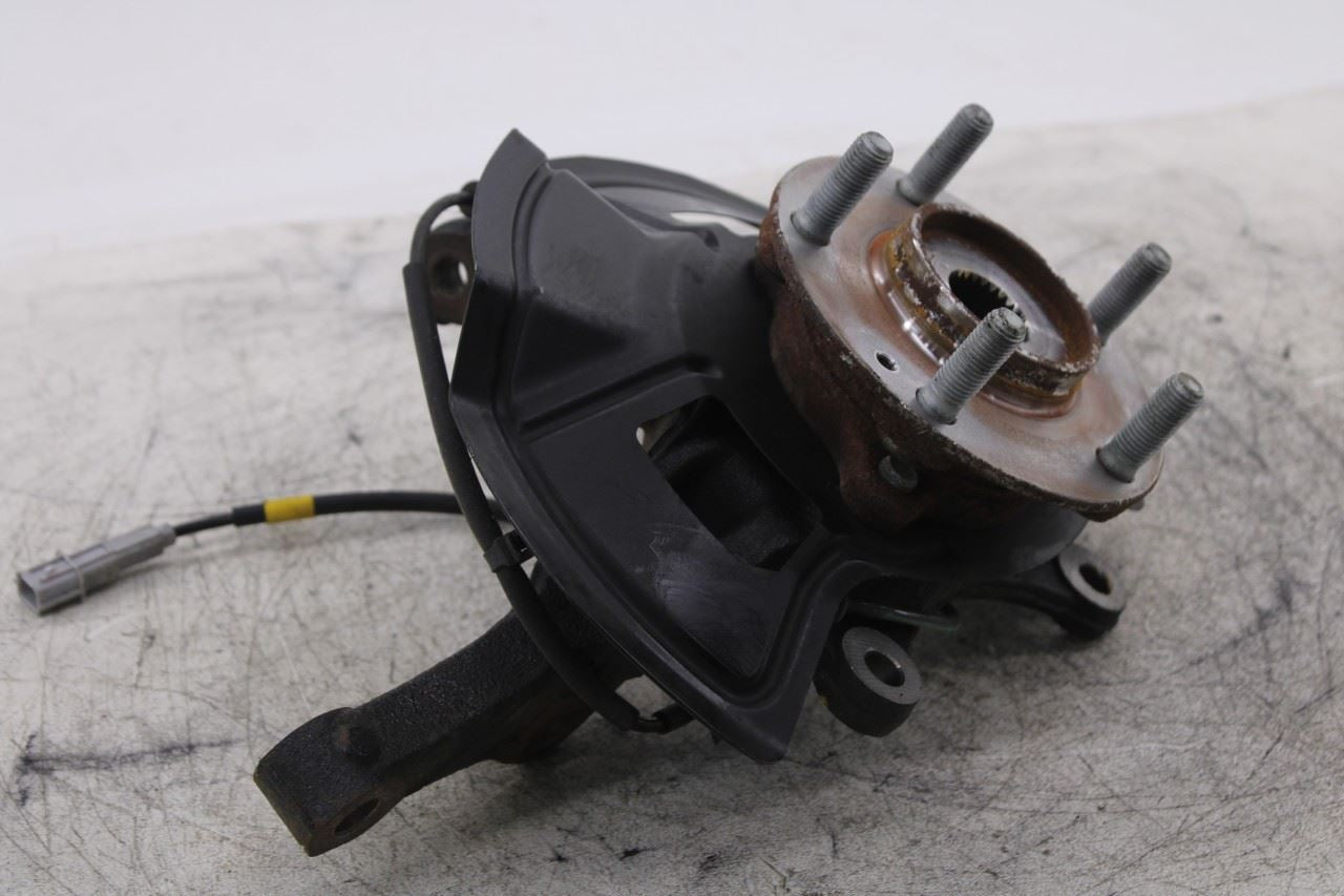 2021-2026 Hyundai Elantra SE 2.0L FWD Front Driver Left Side Spindle Knuckle Hub2