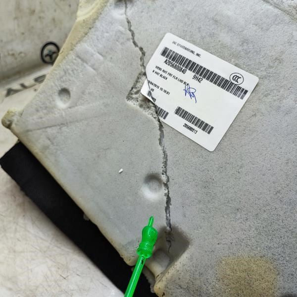 2015-18 Mercedes-Benz C300 4Matic AWD Front Right Side Floor Carpet Liner *ReaD* - Alshned Auto Parts