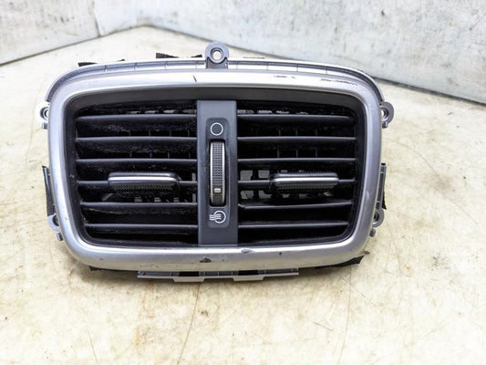 2015-2020 Kia Sorento RR Console Panel AC Air Vent Grille 97040-C6000 OEM *ReaD* - Alshned Auto Parts