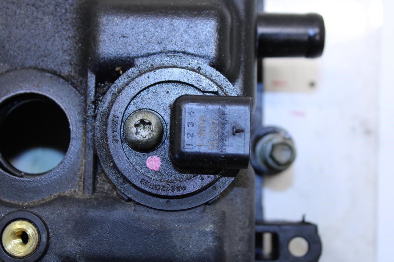 2011-2015 Jeep Grand Cherokee Limited 3.6L Left Side Engine Cylinder Head Cover - Alshned Auto Parts