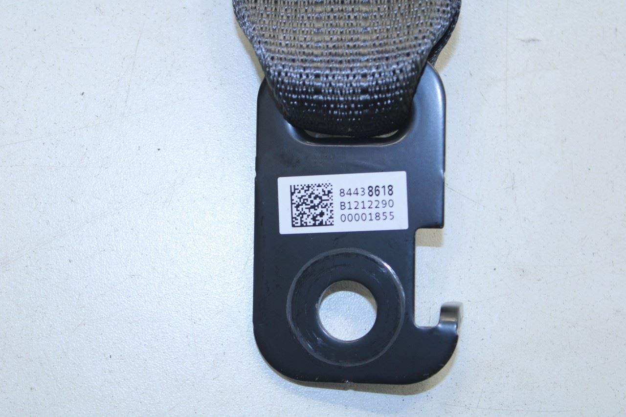 2019-24 Chevrolet Blazer 2LT Rear RH and LH 2nd Row Center Seat Belt Buckle Set - Alshned Auto Parts