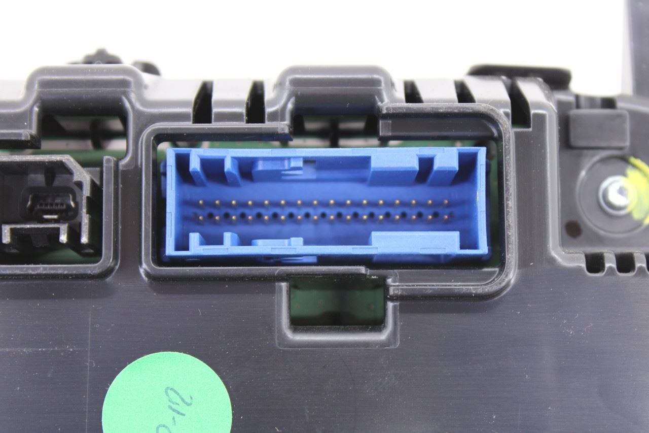 2017-19 Buick LaCrosse Premium Speedometer Gauge Instrument Cluster 98K Mileage - Alshned Auto Parts