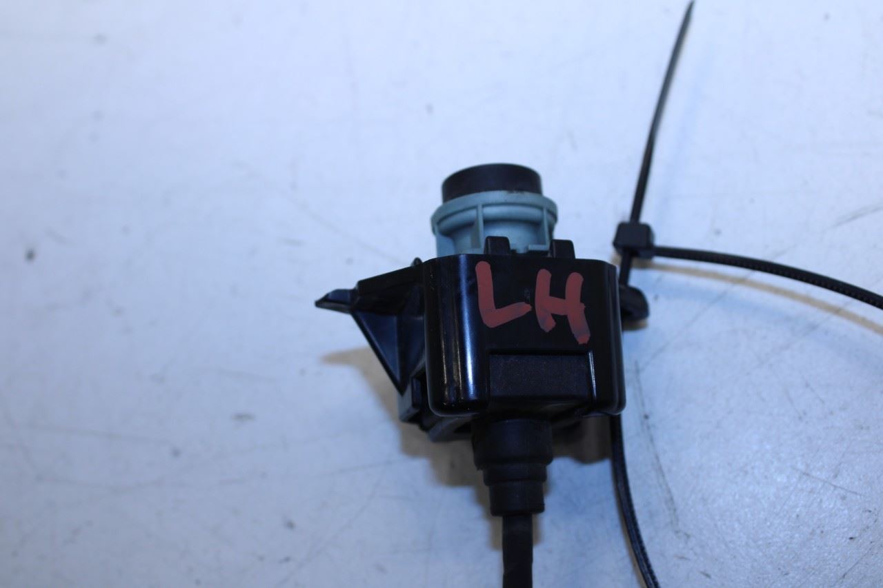 2012-15 Mercedes-Benz ML350 3.5L Front Driver Left Side Rear View Mirror Camera - Alshned Auto Parts