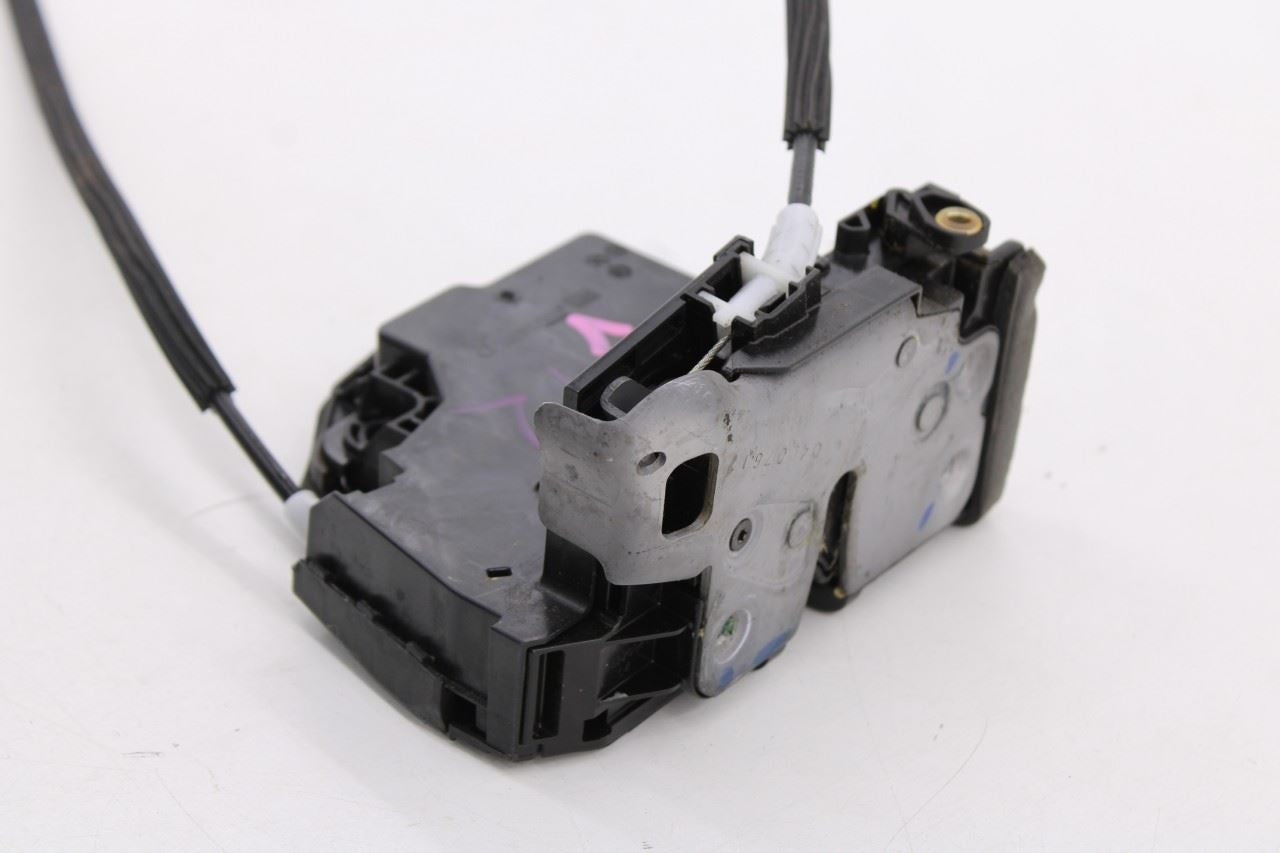 2018-2024 Chevrolet Equinox LT Front Left Driver Side Door Lock Latch Actuator3