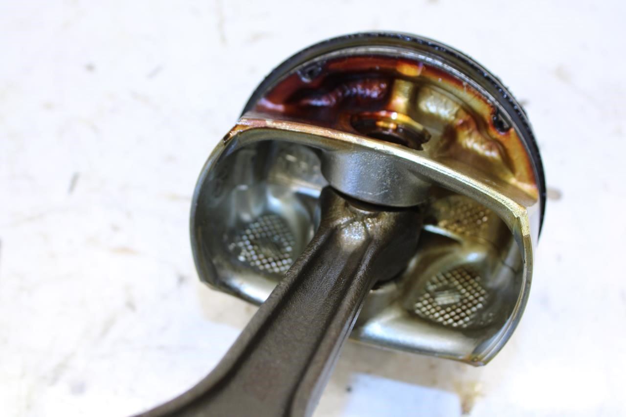 2011-15 Jeep Grand Cherokee Limited 3.6L Engine Piston Left 1 w/ Connecting Rod - Alshned Auto Parts