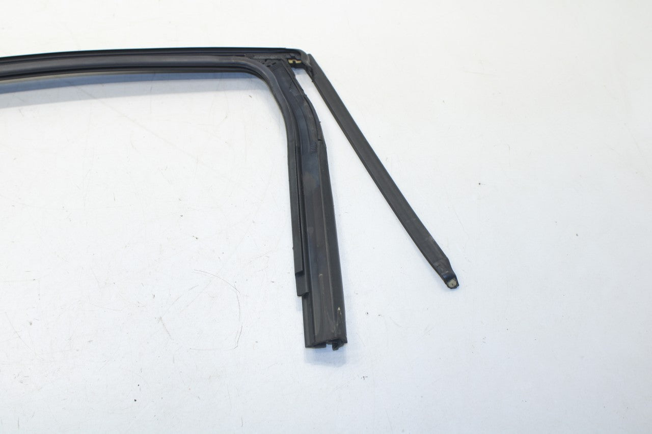 2014-2023 Jeep Cherokee Rear Right Door Run Channel w/ Belt Molding Weatherstrip - Alshned Auto Parts