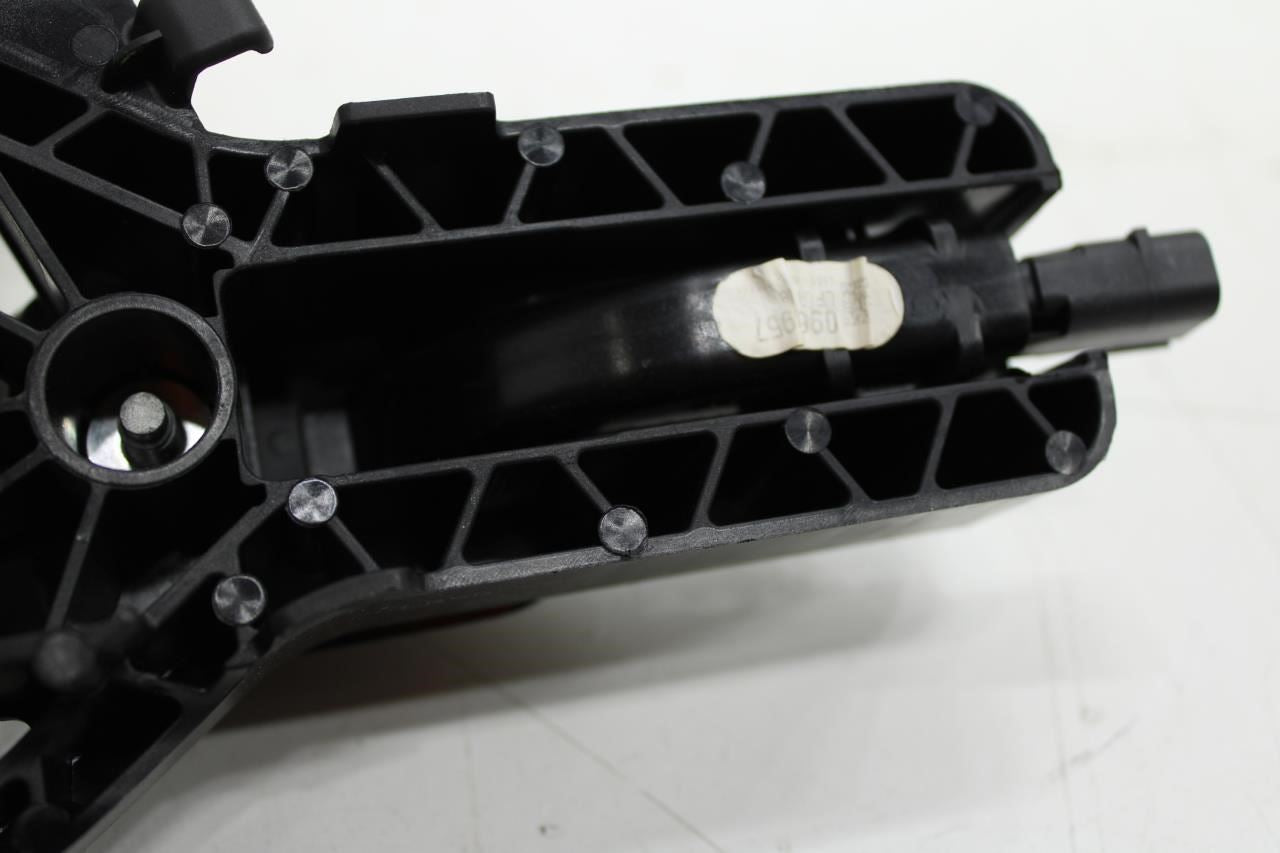 2020-2025 Ford Explorer Front Left Side Door Exterior Handle LB5B-S264B17-AL OEM - Alshned Auto Parts
