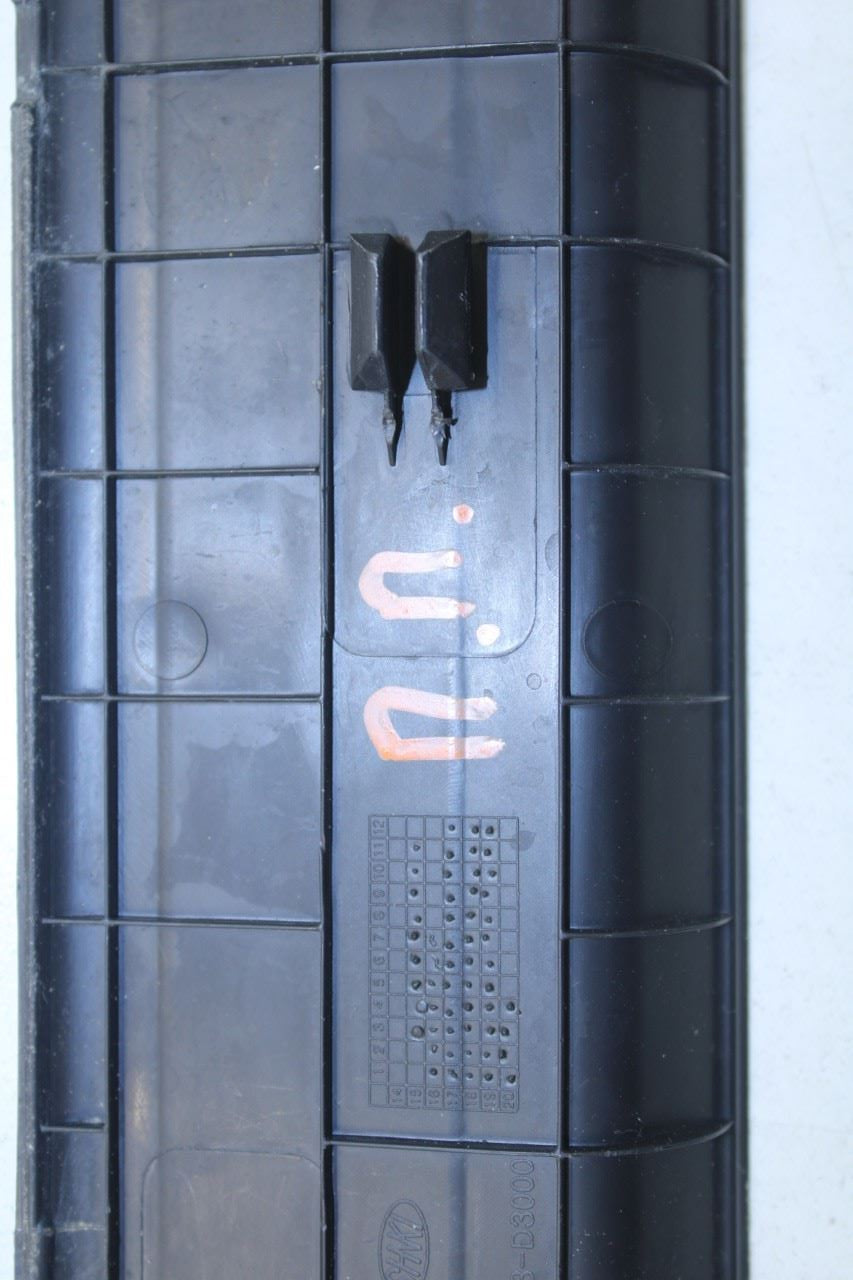 2015-21 Hyundai Tucson Value Front Right Side Door Sill Scuff Plate 85883-D3000 - Alshned Auto Parts