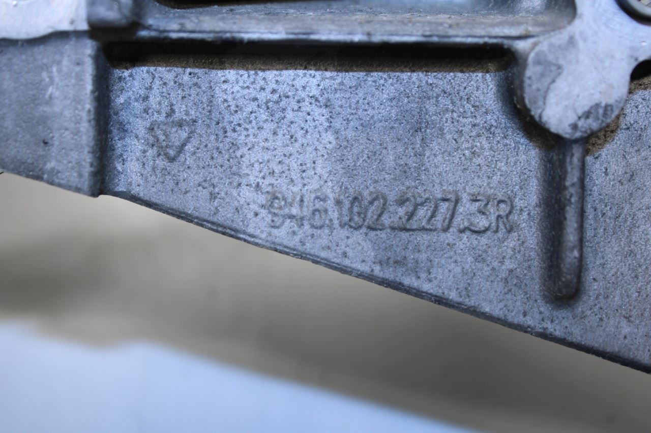 2011-2016 Porsche Panamera 4 3.6L AWD Right Side Engine Carrier Mount Bracket - Alshned Auto Parts