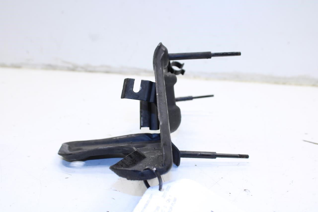 07-13 Mercedes-Benz S550 Air Airmatic Suspension Compressor Pump Holder Bracket - Alshned Auto Parts