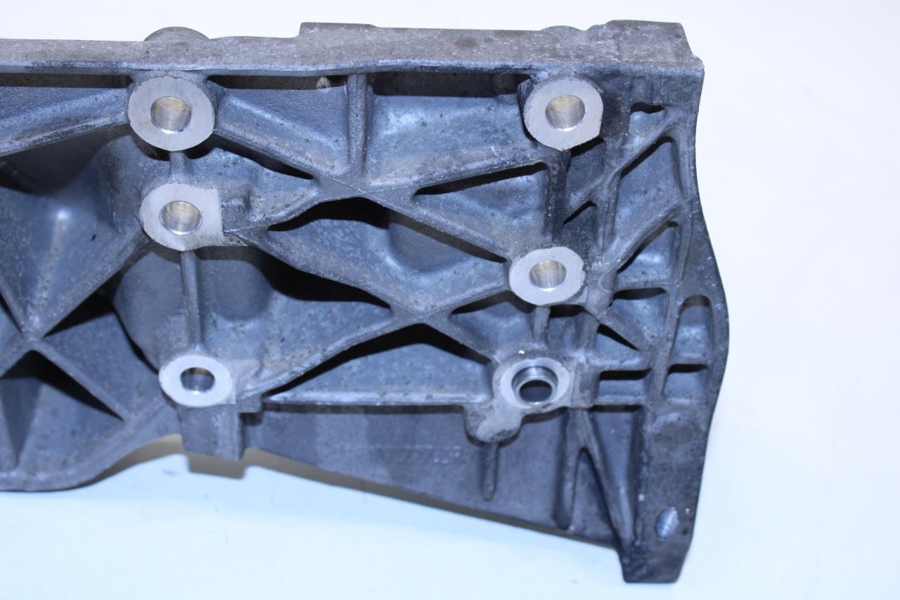 2011-2016 Porsche Panamera 4 3.6L AWD Right Side Engine Carrier Mount Bracket - Alshned Auto Parts