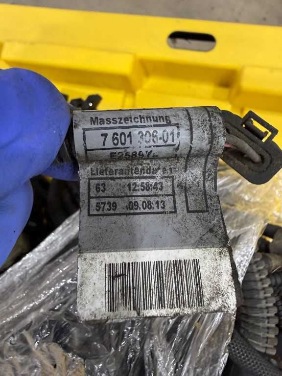 13-15 BMW 750i xDrive 4.4L Twin Turbo Right Side Engine Wire Harness 125186056493