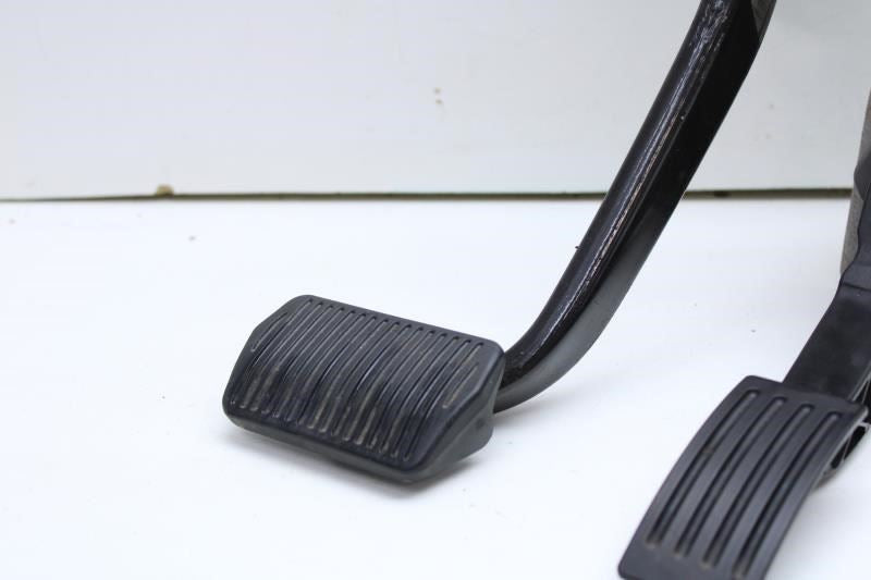 21-24 Ford Bronco Sport Brake & Gas Accelerator Pedal Assy LX61-2D094-BC OEM - Alshned Auto Parts
