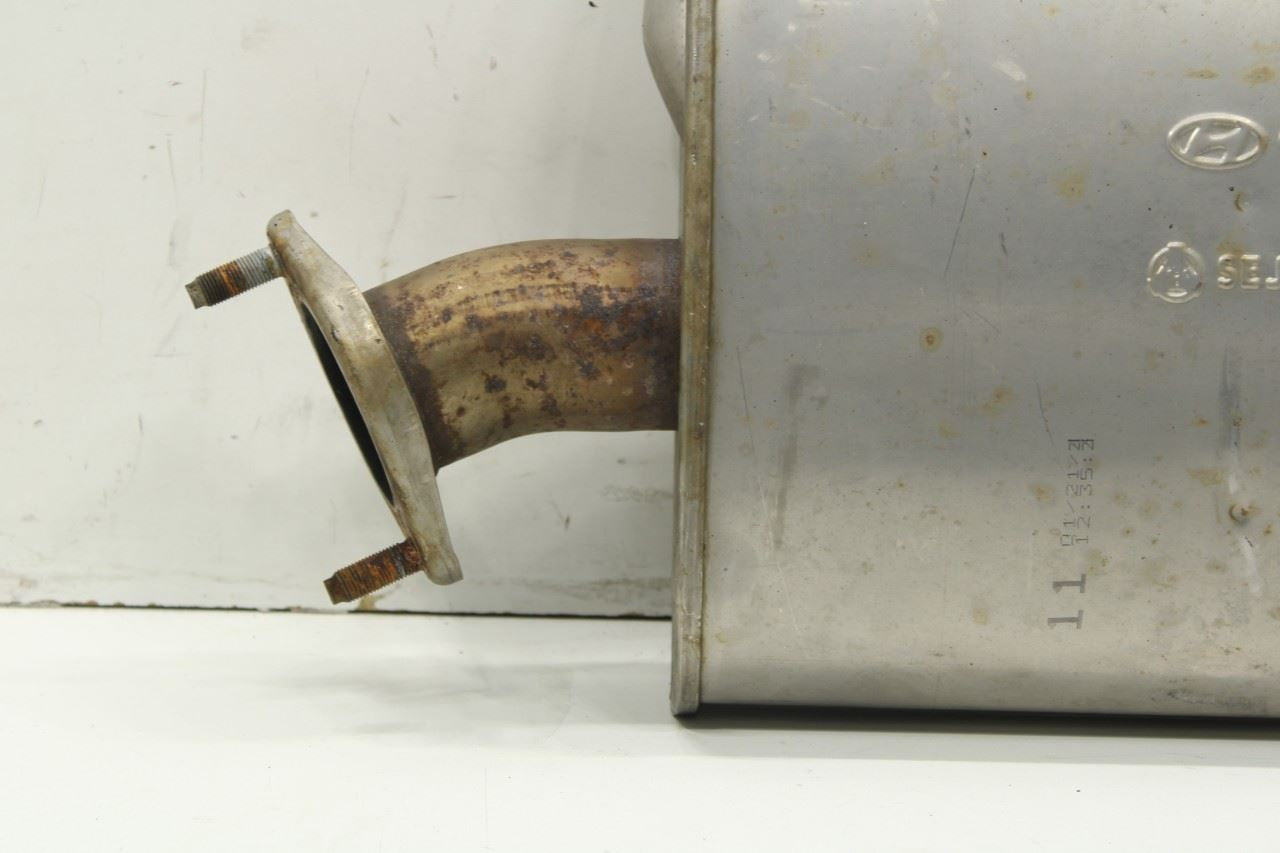 2019-2020 Kia Sorento LX 3.3L FWD Exhaust System Center Muffler 28650-C6110 OEM - Alshned Auto Parts