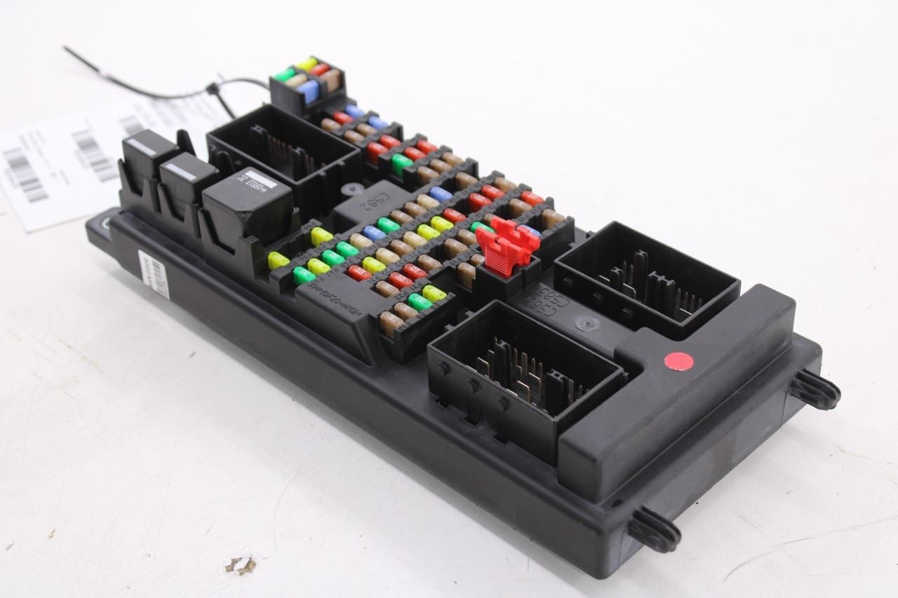 2010-12 Land Rover Range Rover HSE 5.0L Cabin Instrument Panel Fuse Relay Block - Alshned Auto Parts