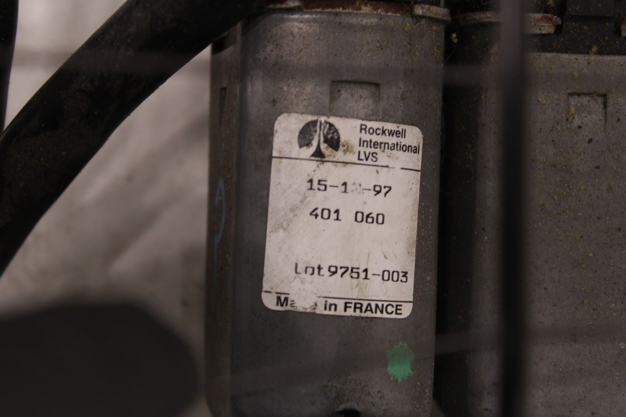 1997-04 Chevrolet Corvette Front Driver LH Side Seat Lower Track Frame w/ Motors - Alshned Auto Parts