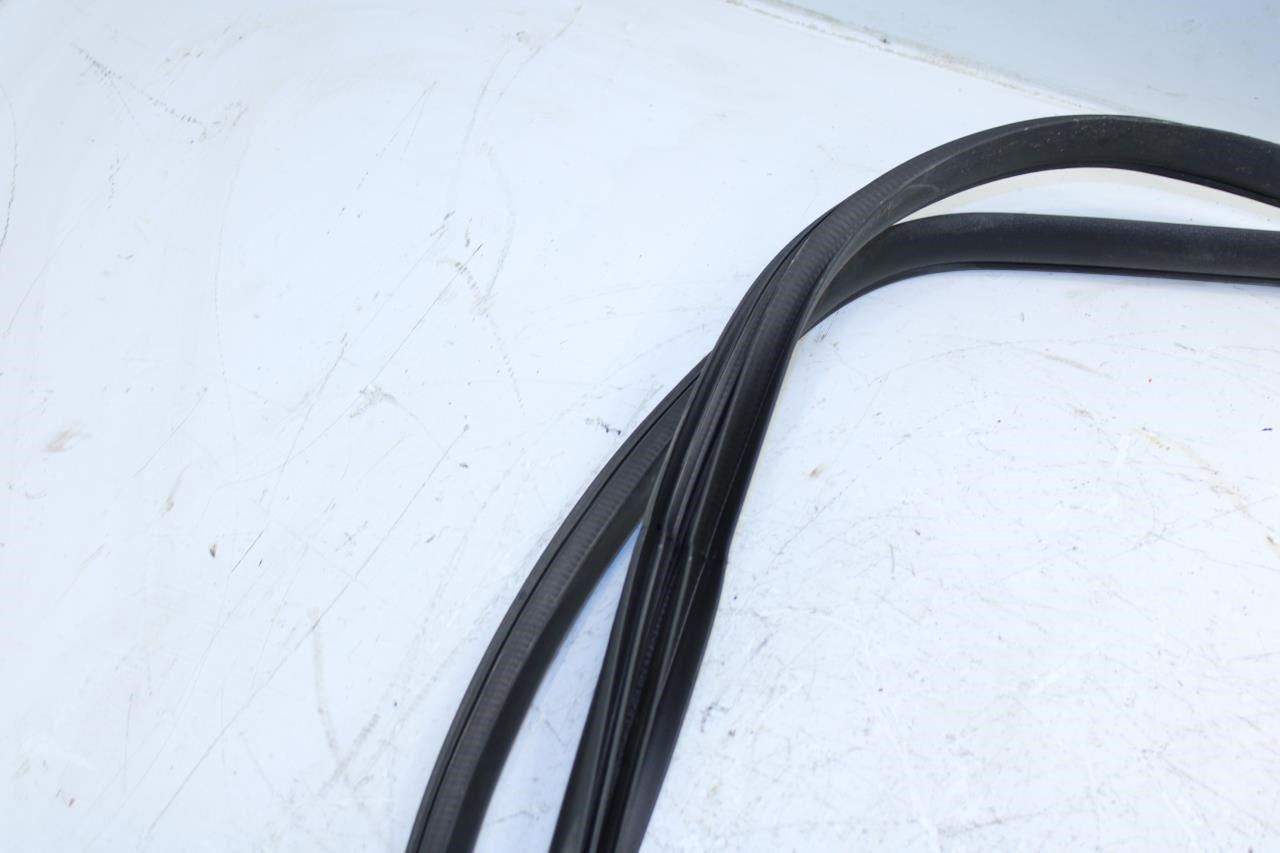 2019-2023 Hyundai Santa Fe Rear Left Side Door Weatherstrip On Body 83110-S2000 - Alshned Auto Parts