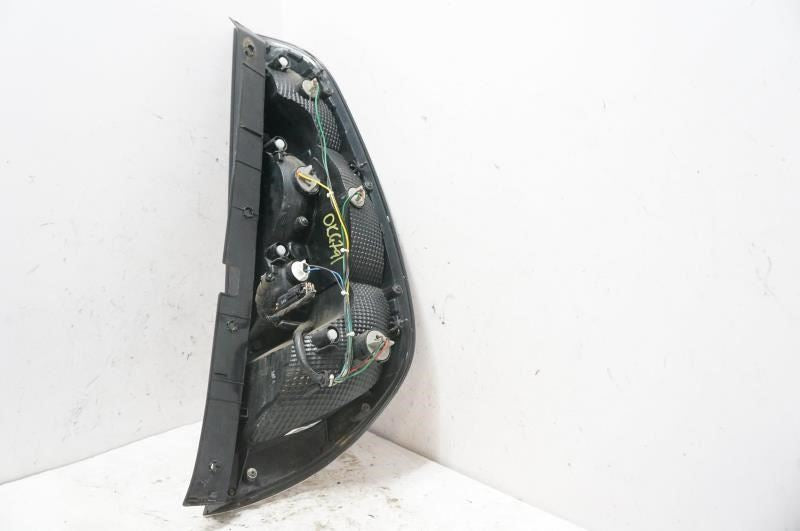 2014-2019 Kia Soul Rear Left Driver Side Tail Light Lamp 92401-B2010 OEM - Alshned Auto Parts