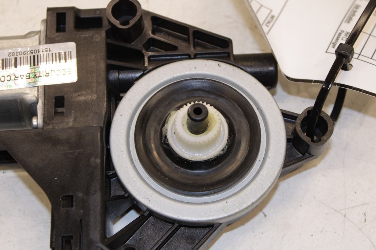 2015-2018 Volvo S60 T5 Premier Rear Right Side Power Window Motor 31253063 OEM - Alshned Auto Parts