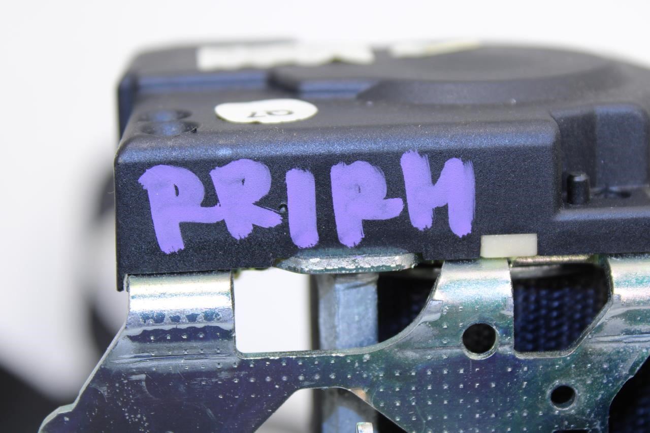 07-13 Mercedes-Benz S550 Rear RH 2nd Row Seat Belt Retractor 221-860-28-85-9C94 - Alshned Auto Parts