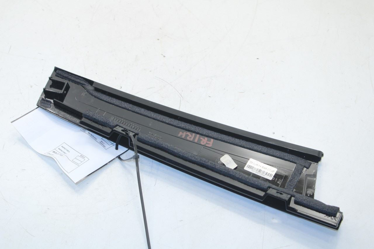 2019-24 Chevrolet Blazer 2LT Front Right Side B-Pillar Applique Molding 84901304 - Alshned Auto Parts