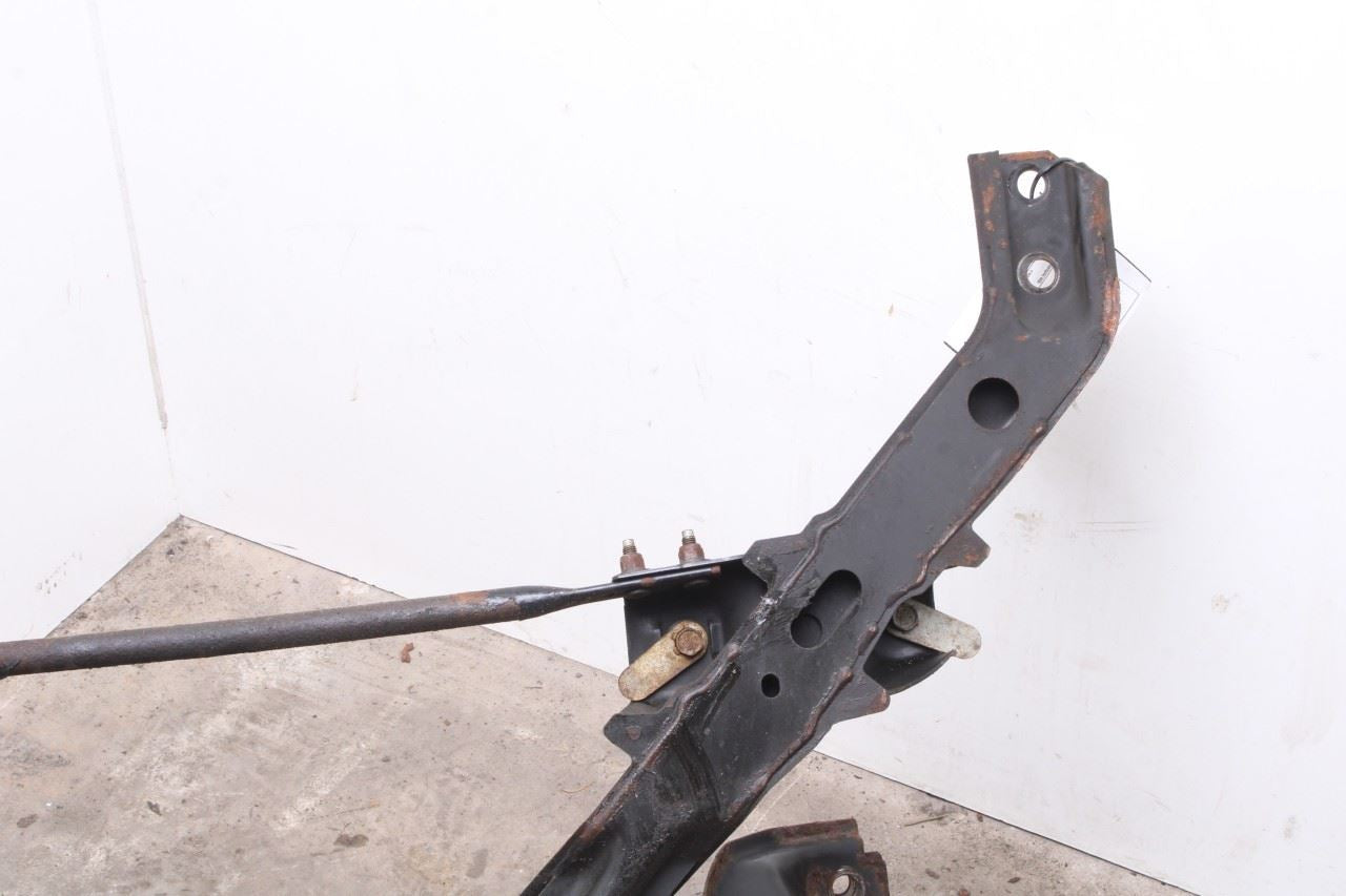 2005-2010 Ford Mustang Conv V6 RWD Front Crossmember Subframe 5R3Z-5C145-A OEM9
