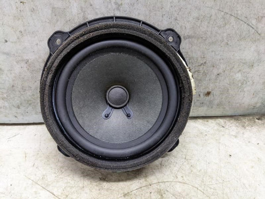 2014-2019 Kia Soul Rear Right Door Speaker 96330-B2000 OEM