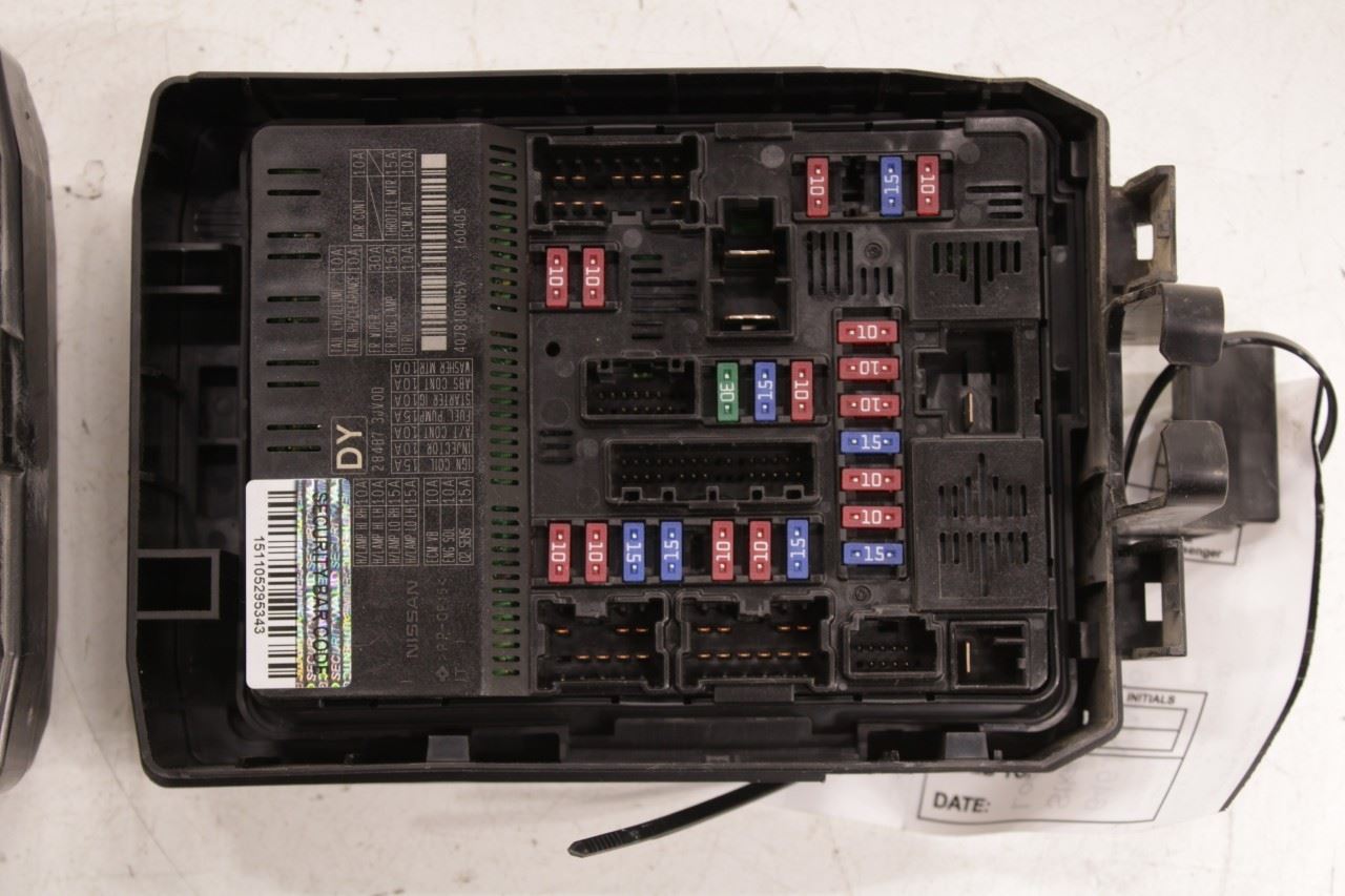 2014-18 Infiniti Q50 Premium 3.0L RWD Engine Bay IPDM Fuse Relay Box 284B7-3JV0D - Alshned Auto Parts