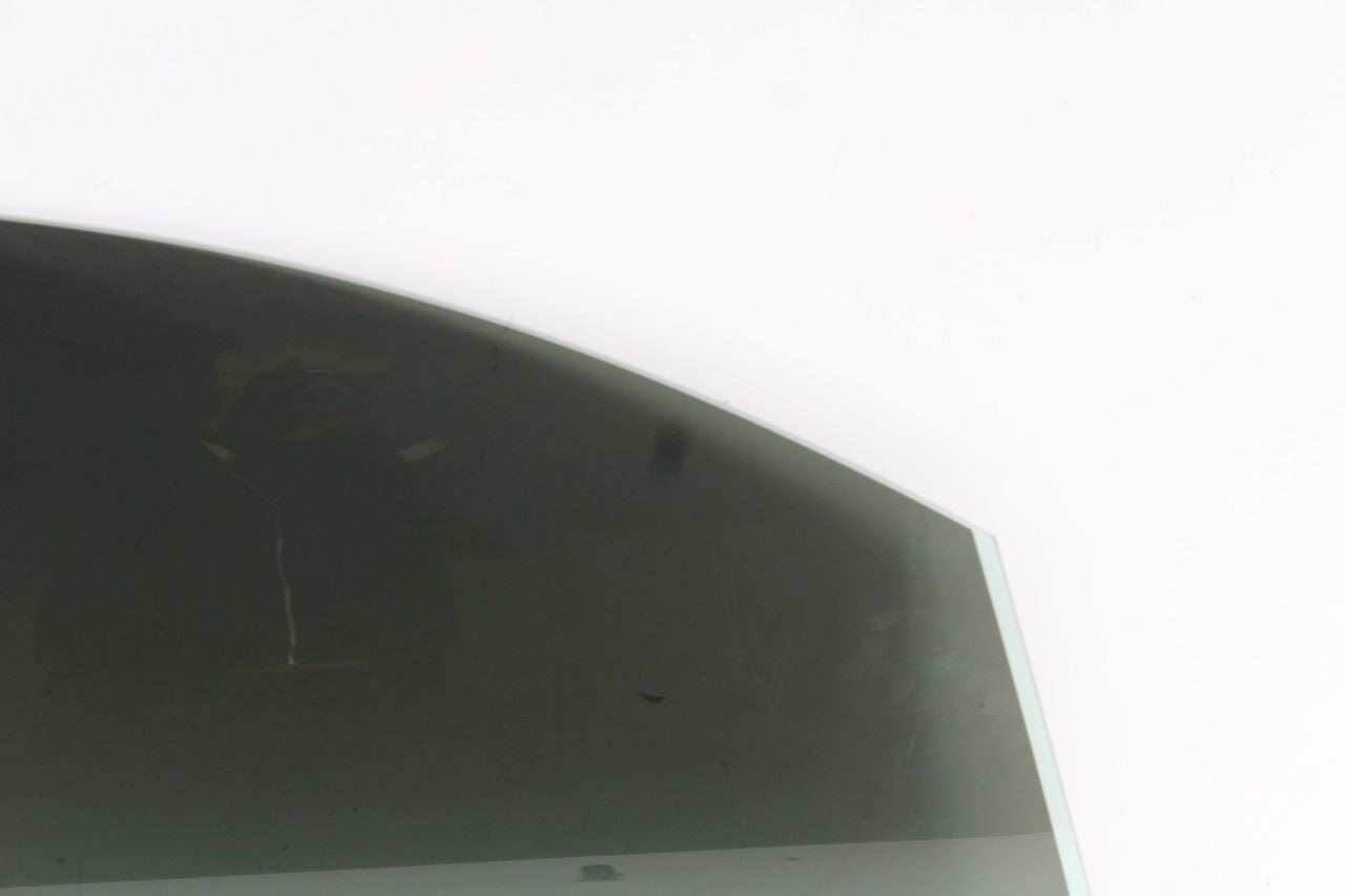 19-2023 Hyundai Santa Fe SEL Front Right Side Door Window Glass 82421-S2000 OEM - Alshned Auto Parts