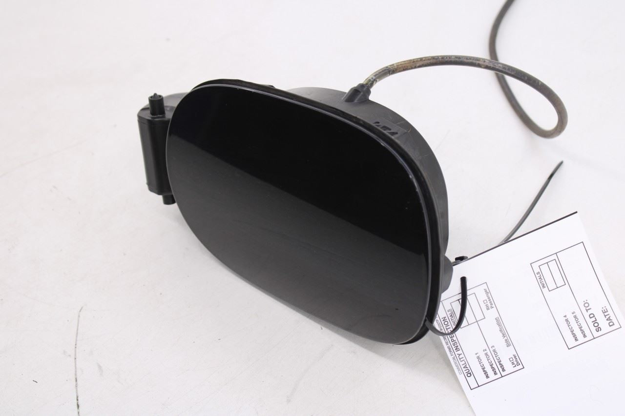 11-2018 Porsche Cayenne S Fuel Tank Filler Housing Door Lid Cover 1H0-010-092-Q2