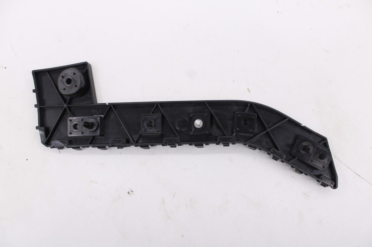 20-26 Ford Explorer Interceptor Rear Bumper Center Isolator and RH Left Bracket11