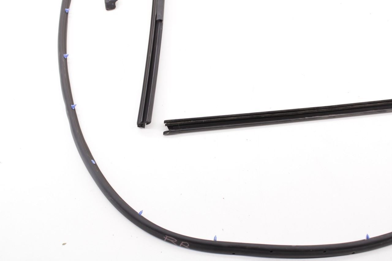 2021-2024 Kia K5 GT-Line Rear Right Side Door Weatherstrip Set 83140L3000 OEM - Alshned Auto Parts