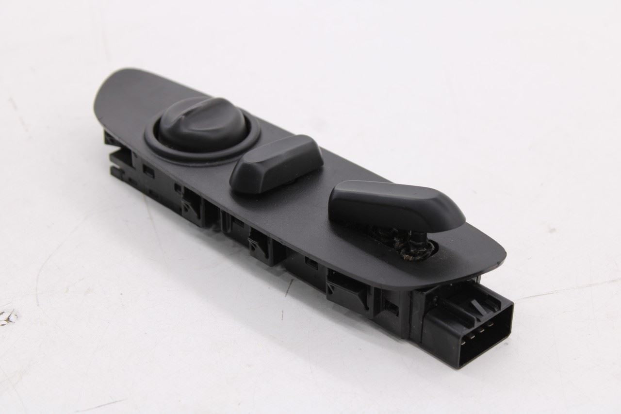 2018-2024 Chevrolet Equinox LT Front Left Power Seat Control Switch 25974714 OEM4