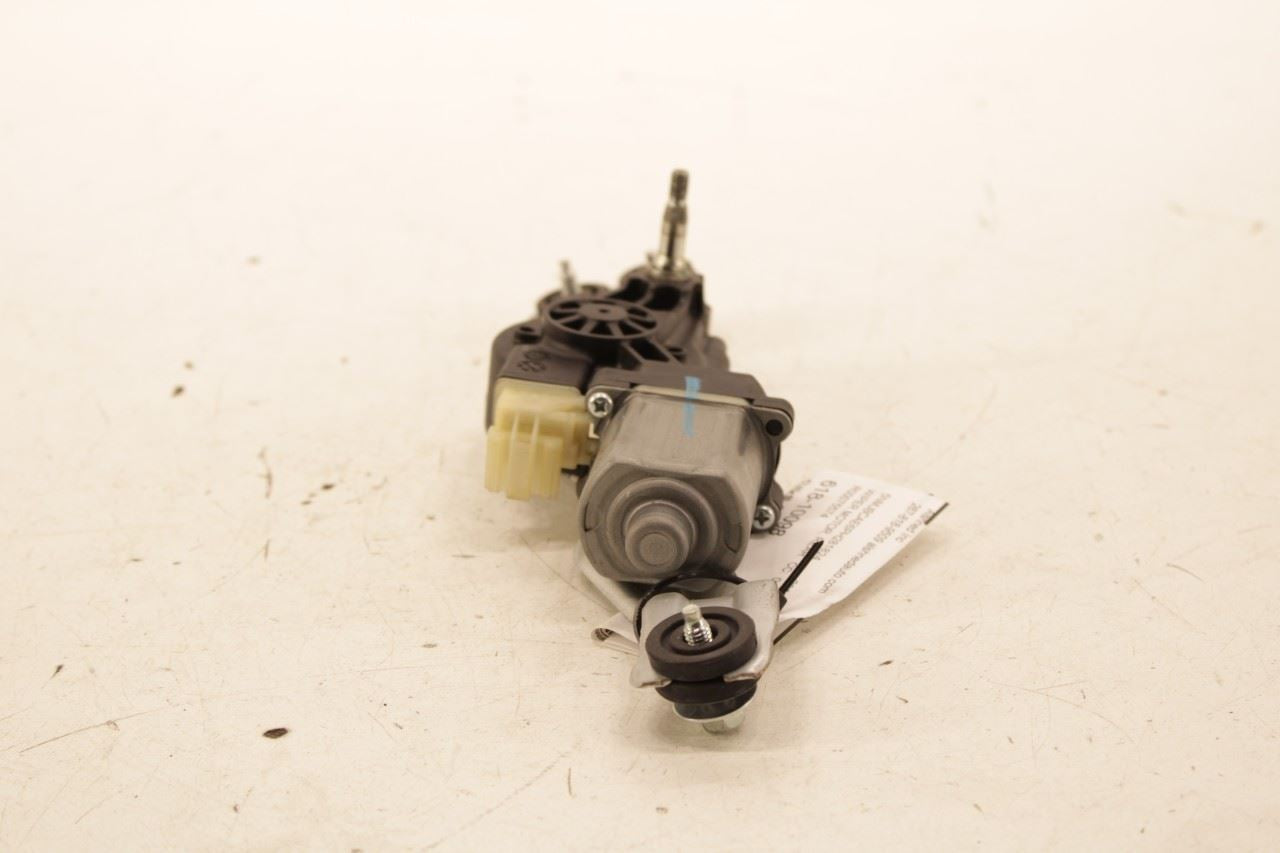 2022-2024 Hyundai Tucson SEL Rear Back Window Wiper Motor 98700-R5000 OEM - Alshned Auto Parts