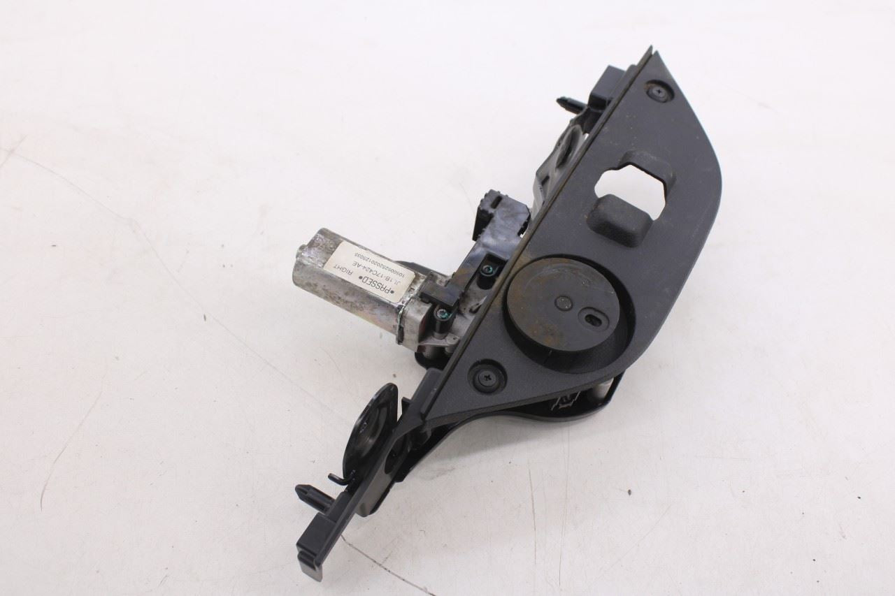 2018-2024 Ford Expedition Max XLT Rear Liftgate Glass Window Wiper Motor and Arm14
