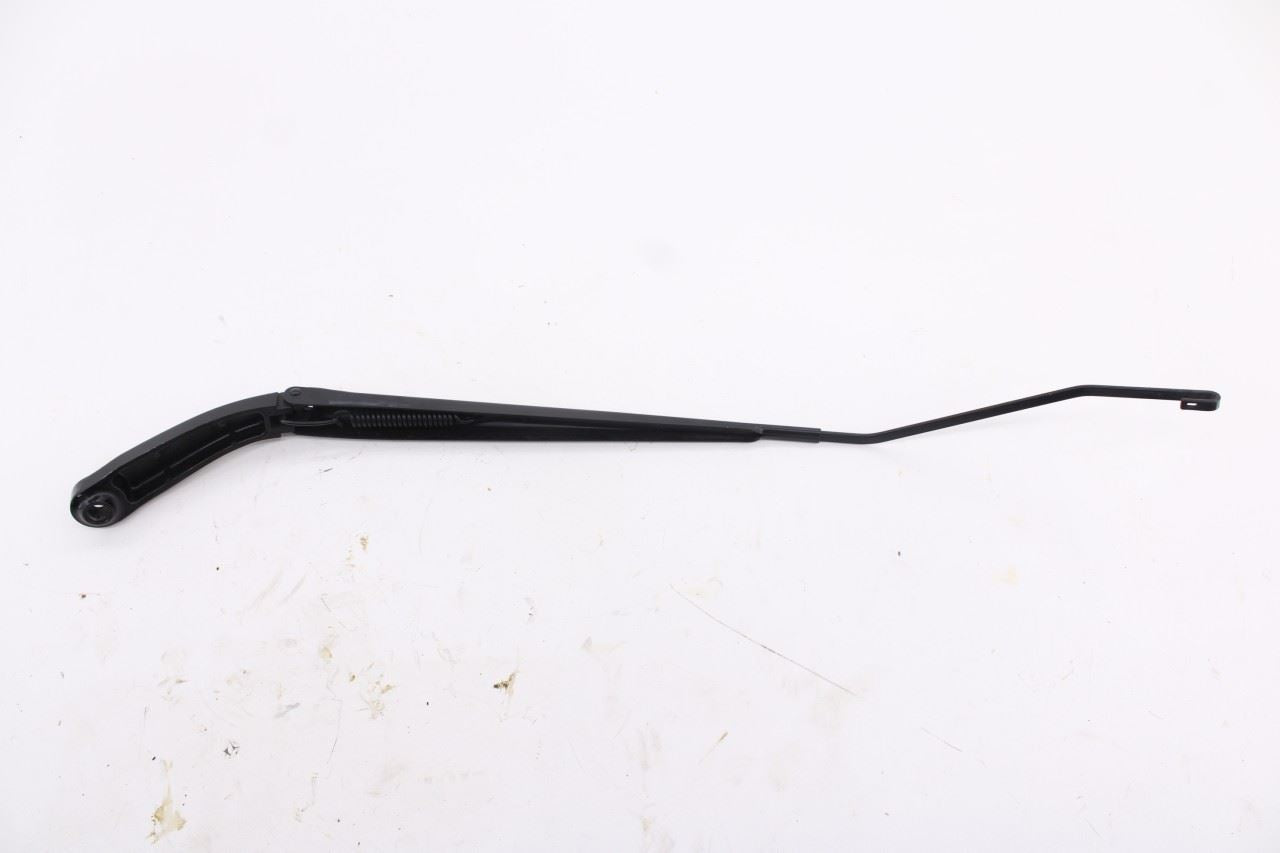 2012-2020 Dodge Grand Caravan GT Front Left and Right Side Windshield Wiper Arm1