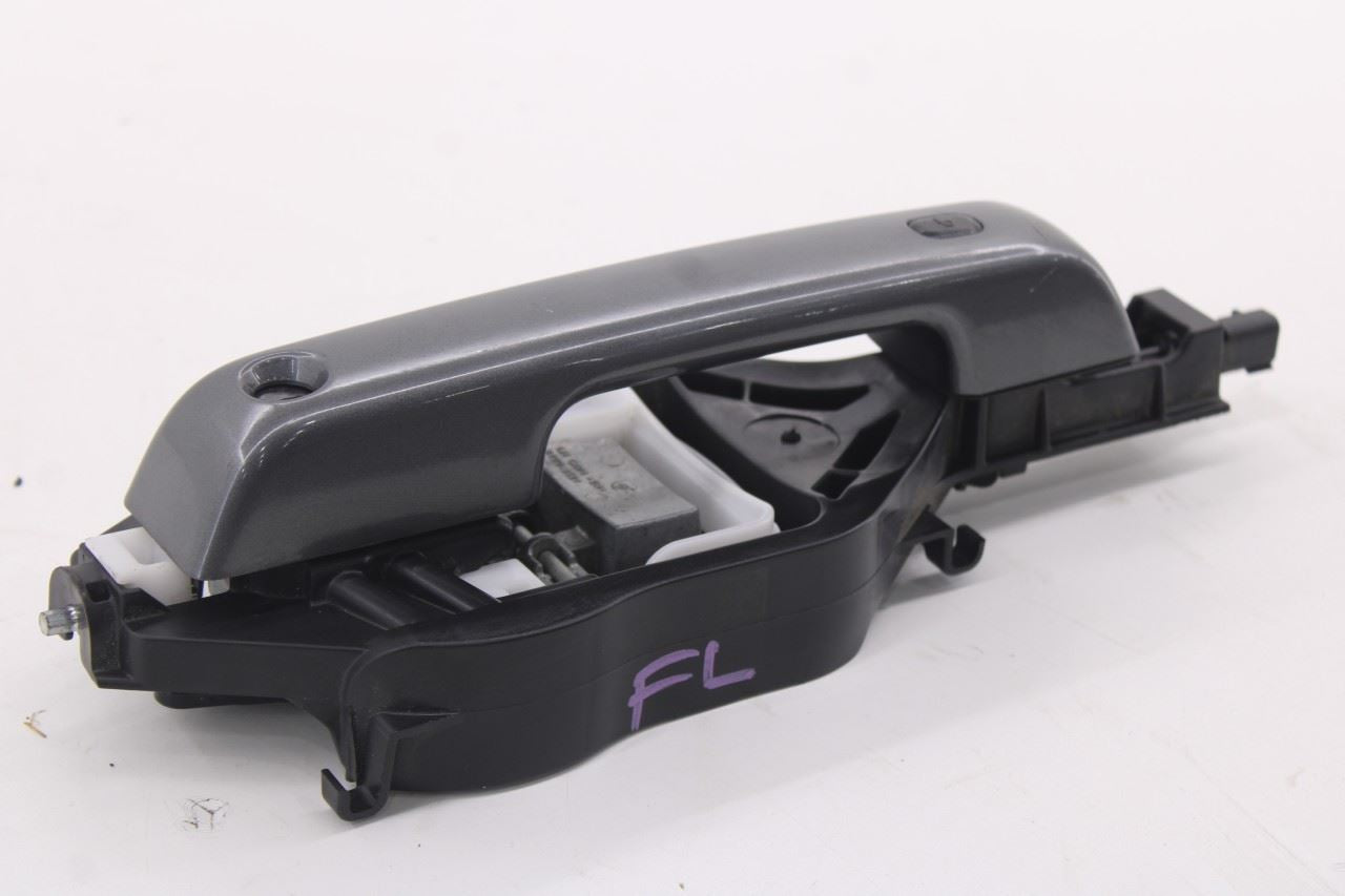 2021-26 Ford F150 XLT SuperCrew 5.0L Front Driver Left Side Door Exterior Handle3